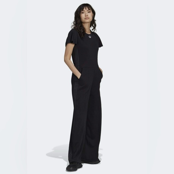 Black Adidas Jumpsuit Sz Lg - Picture 2 of 15